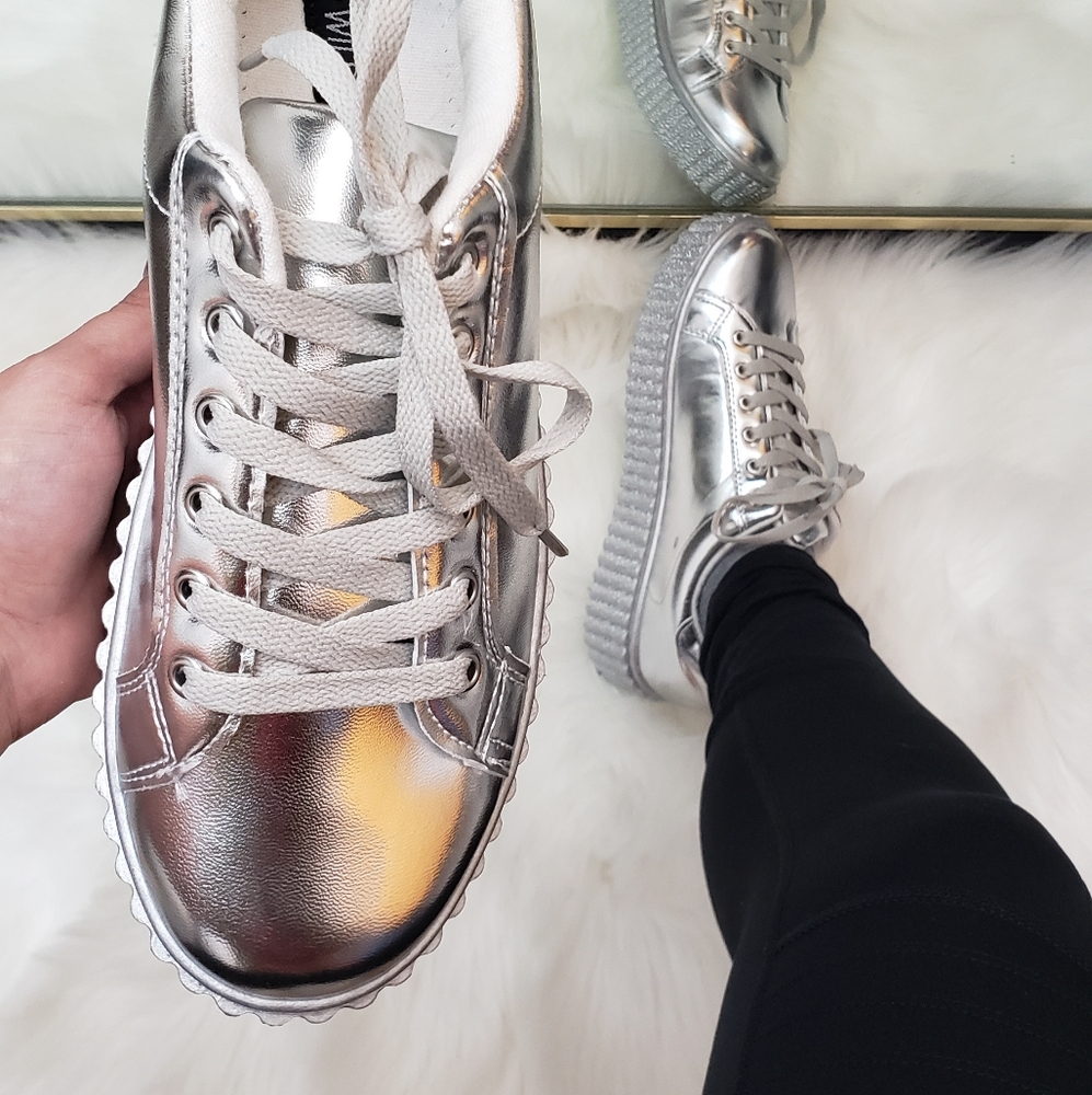 Women Sneakers